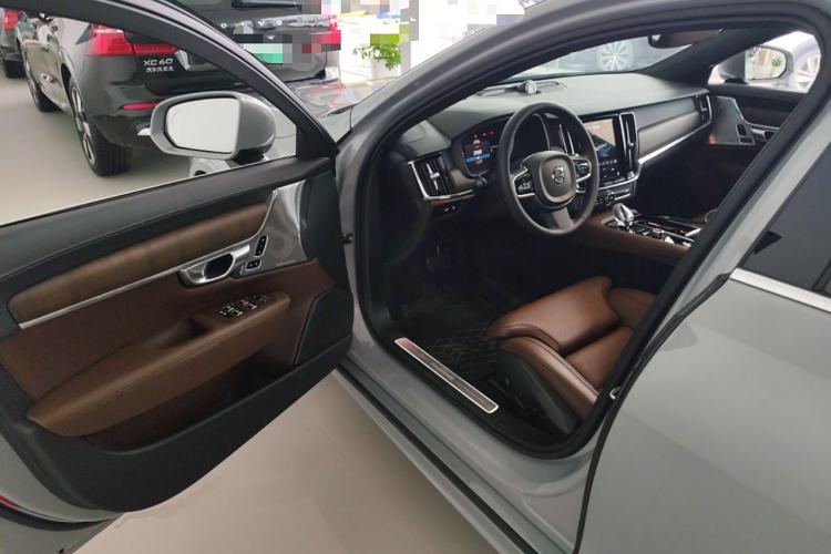 Used Volvo S90 New Energy 2024 Plug-in Hybrid Four-Wheel Drive Long-Range Luxury Smart Edition Driver Seat