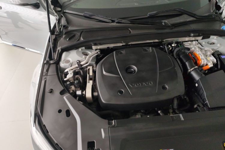 Used Volvo S90 New Energy 2024 Plug-in Hybrid Four-Wheel Drive Long-Range Luxury Smart Edition Engine Bay Right