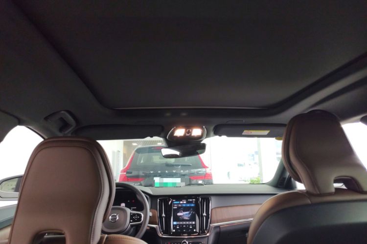 Used Volvo S90 New Energy 2024 Plug-in Hybrid Four-Wheel Drive Long-Range Luxury Smart Edition Headliner