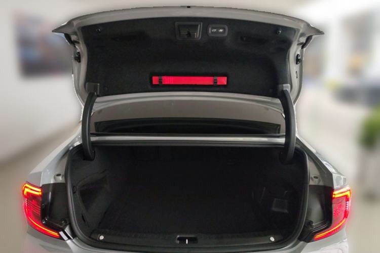 Used Volvo S90 New Energy 2024 Plug-in Hybrid Four-Wheel Drive Long-Range Luxury Smart Edition Trunk