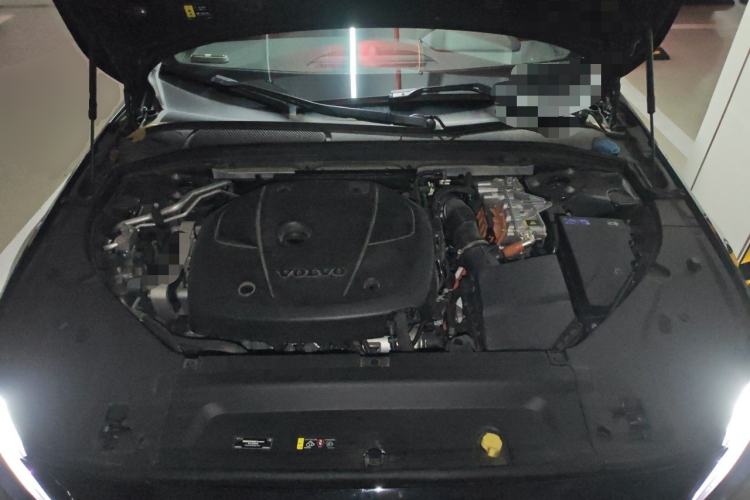Used Volvo S90 New Energy 2025 Plug-in Hybrid Four-Wheel Drive Long-Range Zhiyi Luxury Edition Engine Bay