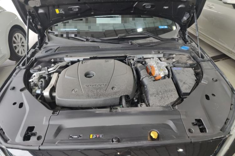 Used Volvo S90 New Energy 2025 Plug-in Hybrid Four-Wheel Drive Long-Range Zhiyi Luxury Edition Engine Bay