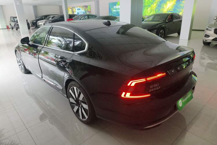 Used Volvo S90 New Energy 2025 Plug-in Hybrid Four-Wheel Drive Long-Range Luxury Smart Edition Exterior 1