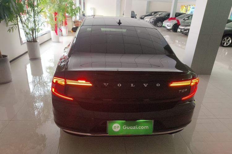 Used Volvo S90 New Energy 2025 Plug-in Hybrid Four-Wheel Drive Long-Range Luxury Smart Edition Exterior 2