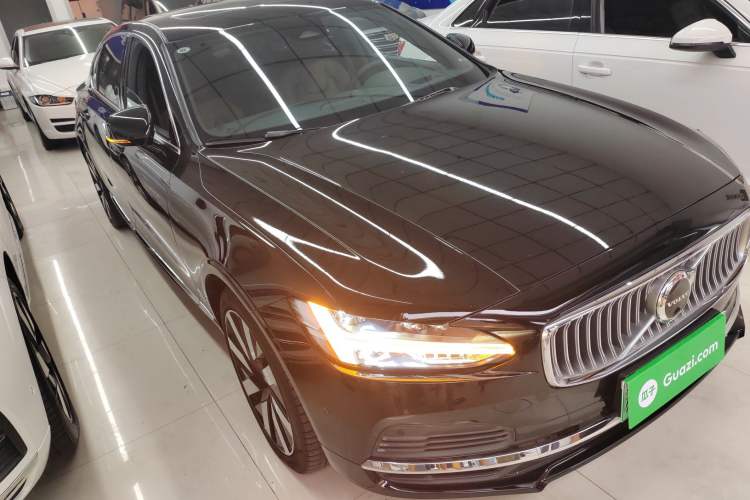 Used Volvo S90 New Energy 2025 Plug-in Hybrid Four-Wheel Drive Long-Range Luxury Smart Edition Exterior 2
