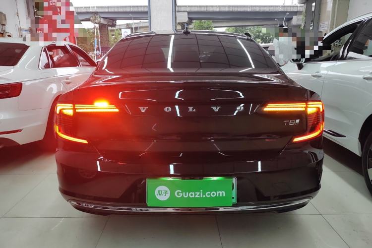 Used Volvo S90 New Energy 2025 Plug-in Hybrid Four-Wheel Drive Long-Range Luxury Smart Edition Exterior 4