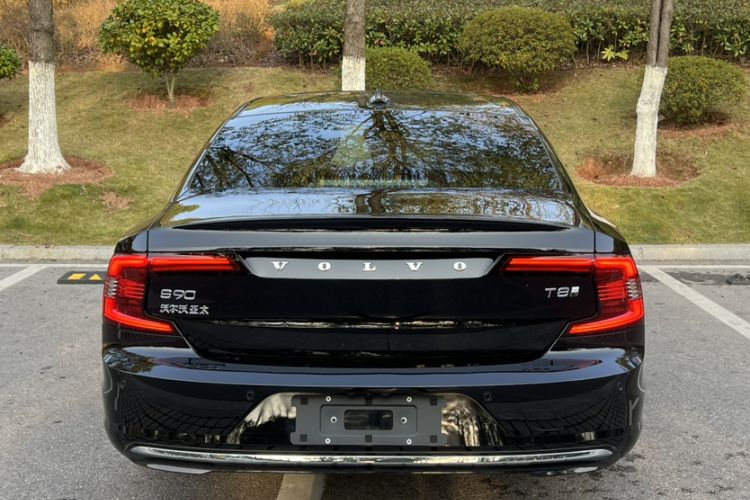 Used Volvo S90 New Energy 2025 Plug-in Hybrid Four-Wheel Drive Long-Range Zhiyi Luxury Edition Exterior 5