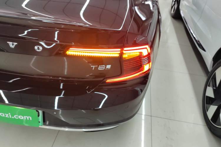 Used Volvo S90 New Energy 2025 Plug-in Hybrid Four-Wheel Drive Long-Range Luxury Smart Edition Exterior 6