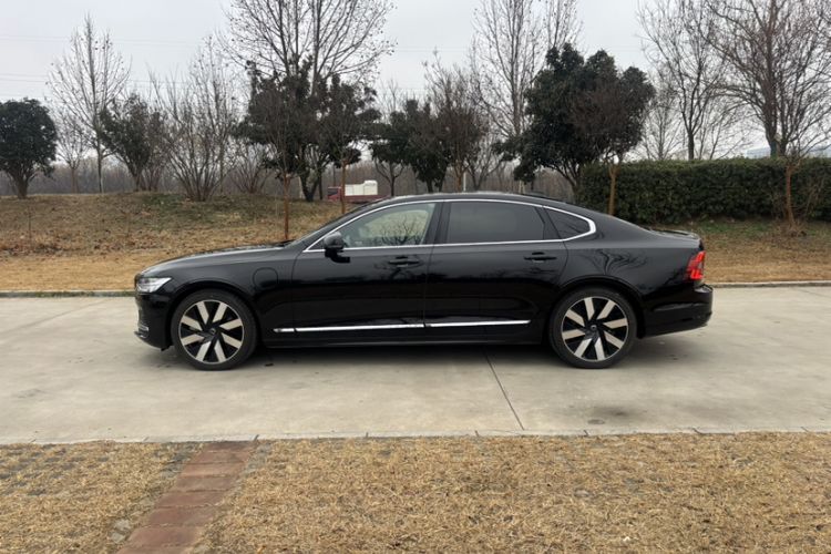 Used Volvo S90 New Energy 2025 Plug-in Hybrid Four-Wheel Drive Long-Range Luxury Smart Edition Exterior 8