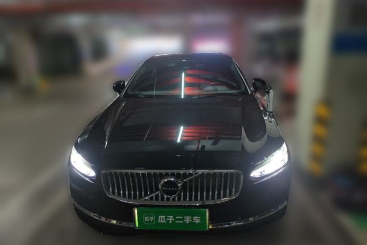 Used Volvo S90 New Energy 2025 Plug-in Hybrid Four-Wheel Drive Long-Range Zhiyi Luxury Edition Front