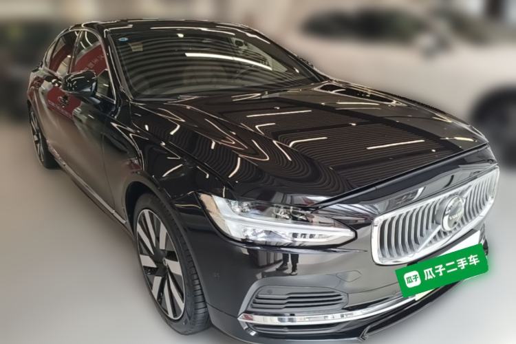 Used Volvo S90 New Energy 2025 Plug-in Hybrid Four-Wheel Drive Long-Range Luxury Smart Edition Front Right 45 Deg