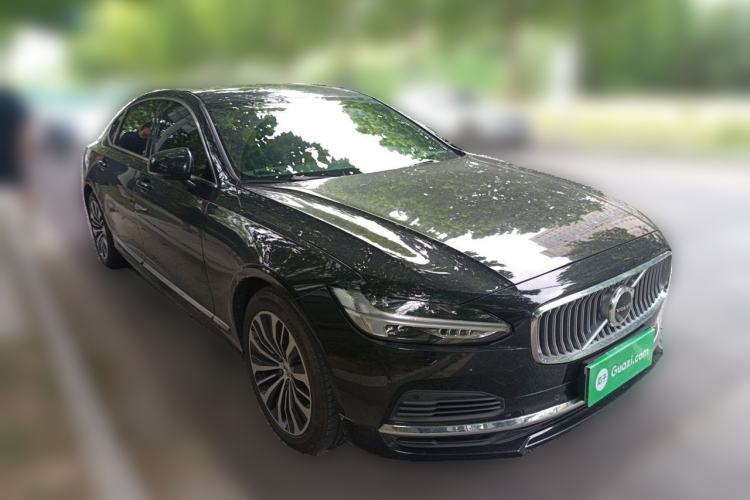 Used Volvo S90 New Energy 2025 Plug-in Hybrid Four-Wheel Drive Long-Range Zhiyi Luxury Edition Front Right 45 Deg
