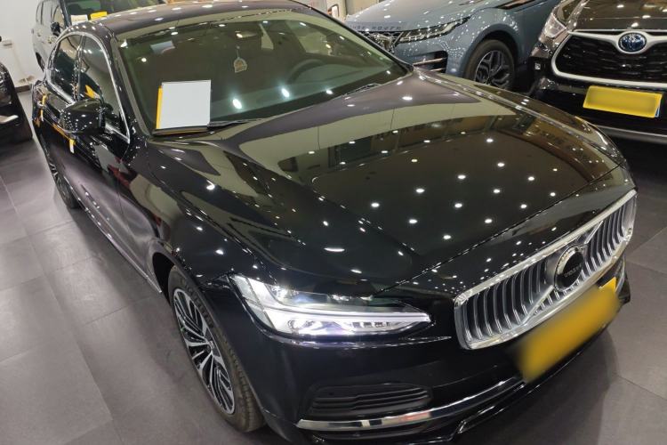 Used Volvo S90 New Energy 2025 Plug-in Hybrid Four-Wheel Drive Long-Range Zhiyi Luxury Edition Front Right 45 Deg