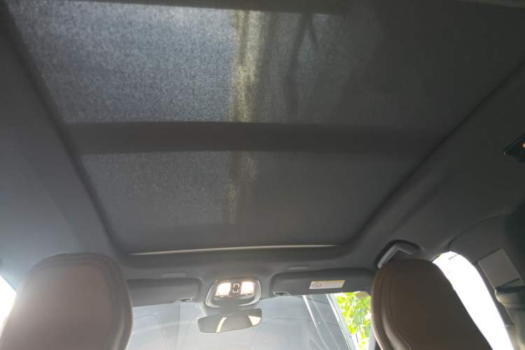 Used Volvo S90 New Energy 2025 Plug-in Hybrid Four-Wheel Drive Long-Range Luxury Smart Edition Headliner