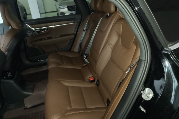 Used Volvo S90 New Energy 2025 Plug-in Hybrid Four-Wheel Drive Long-Range Luxury Smart Edition Interior 4