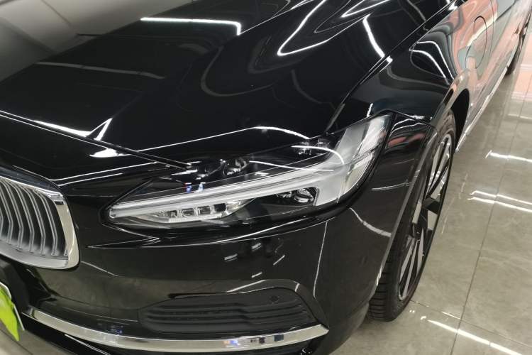 Used Volvo S90 New Energy 2025 Plug-in Hybrid Four-Wheel Drive Long-Range Luxury Smart Edition Left Front Headlight