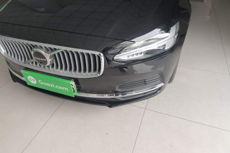 Used Volvo S90 New Energy 2025 Plug-in Hybrid Four-Wheel Drive Long-Range Luxury Smart Edition Left Front Headlight
