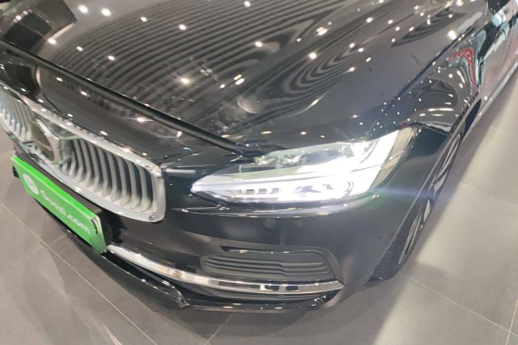 Used Volvo S90 New Energy 2025 Plug-in Hybrid Four-Wheel Drive Long-Range Luxury Smart Edition Left Front Headlight