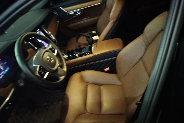 Used Volvo S90 New Energy 2025 Plug-in Hybrid Four-Wheel Drive Long-Range Zhiyi Luxury Edition Left Front Seat