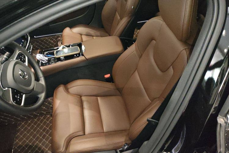 Used Volvo S90 New Energy 2025 Plug-in Hybrid Four-Wheel Drive Long-Range Luxury Smart Edition Left Front Seat