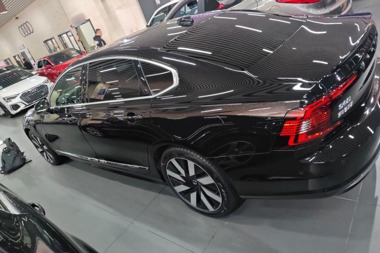 Used Volvo S90 New Energy 2025 Plug-in Hybrid Four-Wheel Drive Long-Range Luxury Smart Edition Left Side