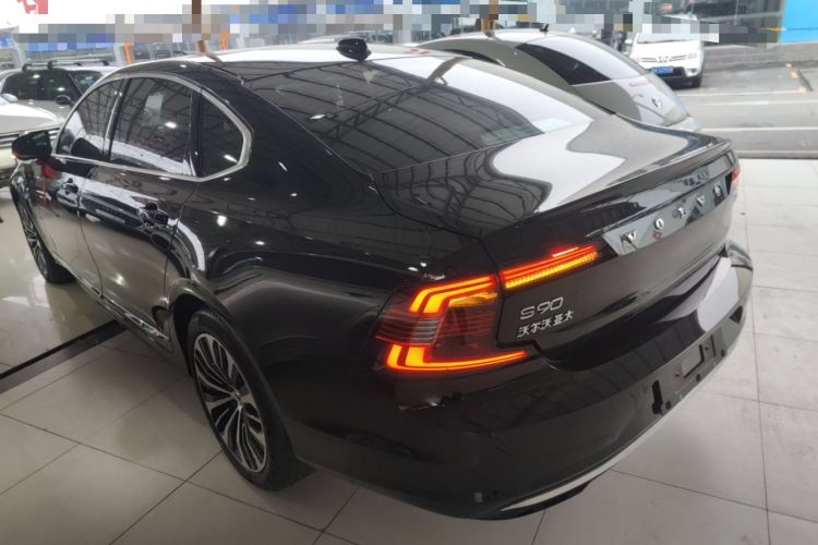 Used Volvo S90 New Energy 2025 Plug-in Hybrid Four-Wheel Drive Long-Range Zhiyi Luxury Edition Rear Left 45 Deg