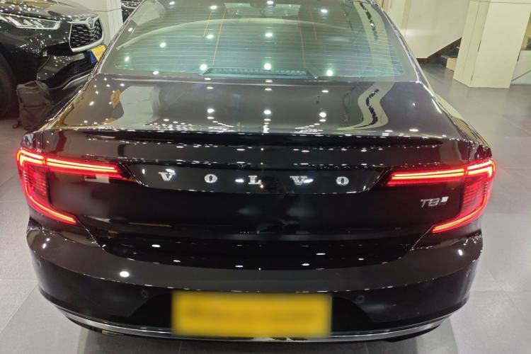 Used Volvo S90 New Energy 2025 Plug-in Hybrid Four-Wheel Drive Long-Range Zhiyi Luxury Edition Rear