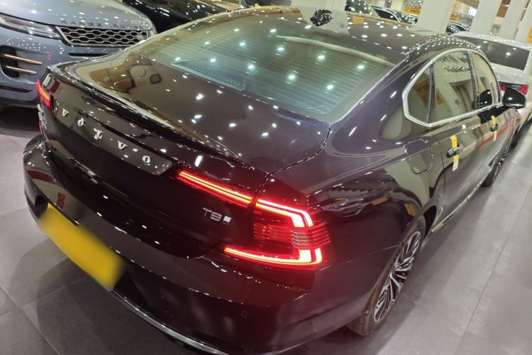 Used Volvo S90 New Energy 2025 Plug-in Hybrid Four-Wheel Drive Long-Range Zhiyi Luxury Edition Rear Right 45 Deg