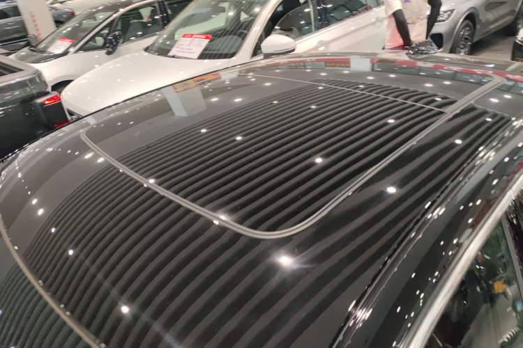Used Volvo S90 New Energy 2025 Plug-in Hybrid Four-Wheel Drive Long-Range Luxury Smart Edition Roof