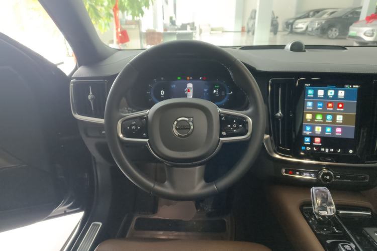 Used Volvo S90 New Energy 2025 Plug-in Hybrid Four-Wheel Drive Long-Range Luxury Smart Edition Steering Wheel