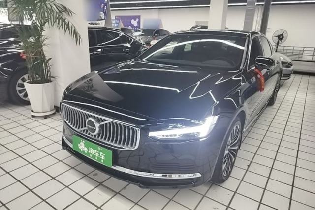 Used Volvo S90 New Energy 2025 Plug-in Hybrid Four-Wheel Drive Long-Range Zhiyi Luxury Edition