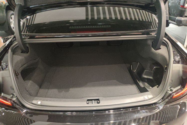 Used Volvo S90 New Energy 2025 Plug-in Hybrid Four-Wheel Drive Long-Range Luxury Smart Edition Trunk