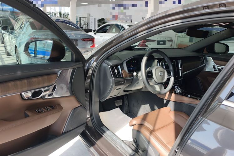 Used Volvo S90 New Energy 2025 Plug-in Hybrid Four-Wheel Drive Long-Range Luxury Smart Edition Driver Seat