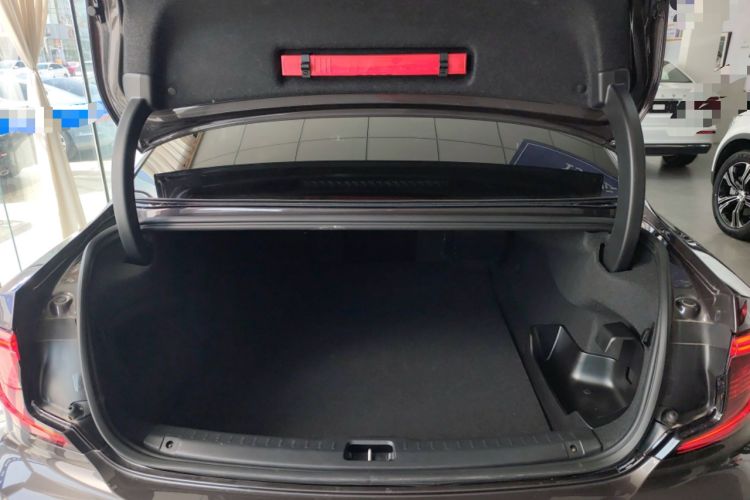 Used Volvo S90 New Energy 2025 Plug-in Hybrid Four-Wheel Drive Long-Range Luxury Smart Edition Trunk