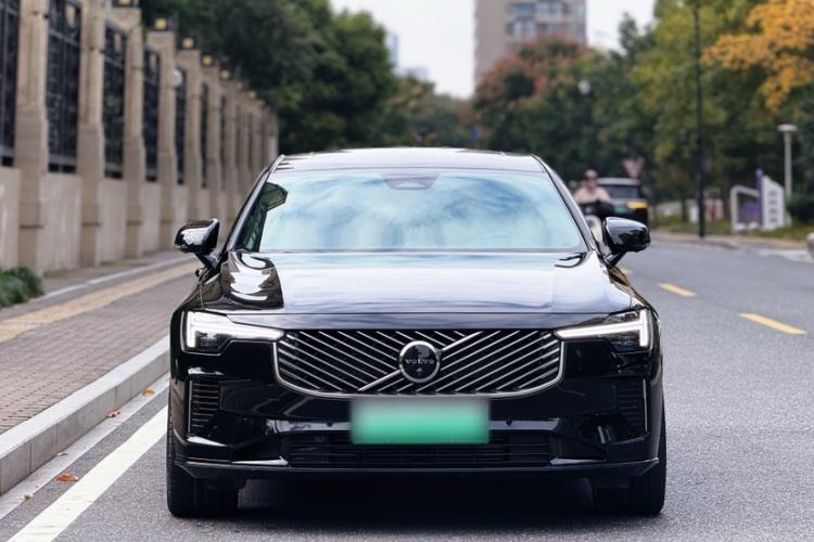 Used Volvo S90 New Energy 2026 Plug-in Hybrid Four-Wheel Drive Long-Range Zhiyuan Luxury Edition Exterior 1