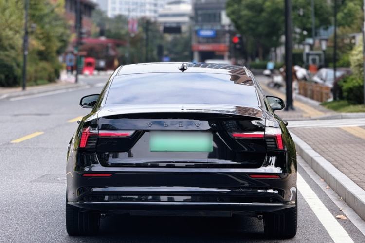 Used Volvo S90 New Energy 2026 Plug-in Hybrid Four-Wheel Drive Long-Range Zhiyuan Luxury Edition Exterior 2