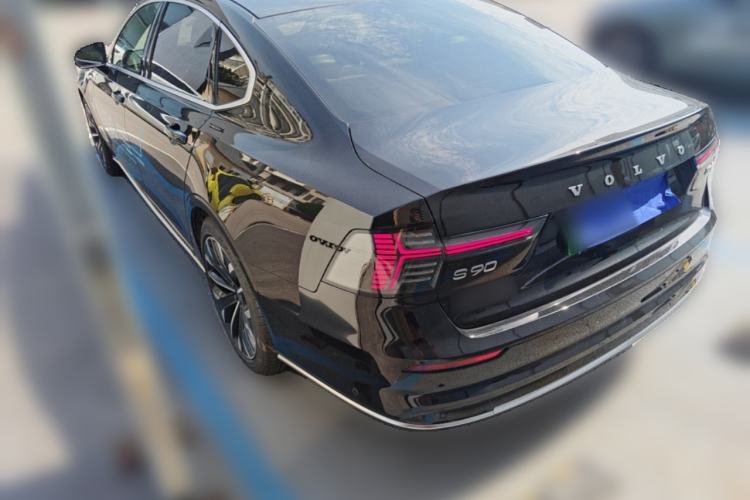 Used Volvo S90 New Energy 2026 Plug-in Hybrid Four-Wheel Drive Long-Range Luxury Smart Edition Exterior 2