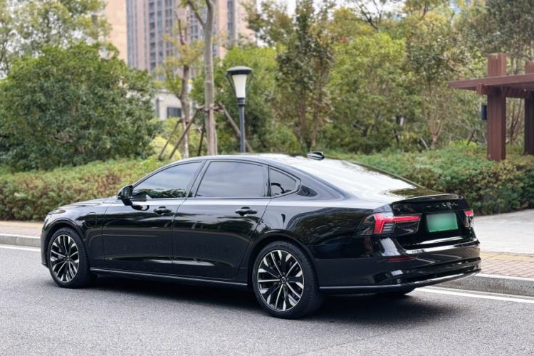 Used Volvo S90 New Energy 2026 Plug-in Hybrid Four-Wheel Drive Long-Range Zhiyuan Luxury Edition Exterior 4