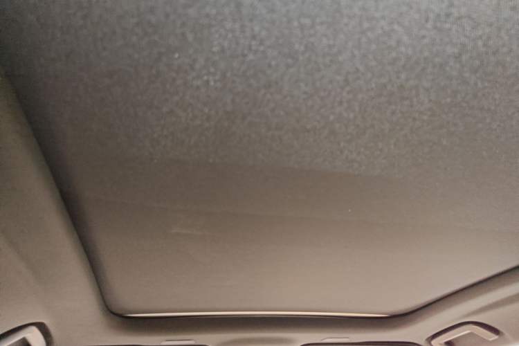 Used Volvo S90 New Energy 2026 Plug-in Hybrid Four-Wheel Drive Long-Range Luxury Smart Edition Headliner