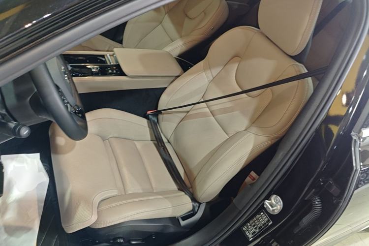 Used Volvo S90 New Energy 2026 Plug-in Hybrid Four-Wheel Drive Long-Range Luxury Smart Edition Left Front Seat