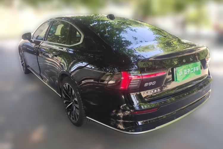 Used Volvo S90 New Energy 2026 Plug-in Hybrid Four-Wheel Drive Long-Range Luxury Smart Edition Rear Left 45 Deg
