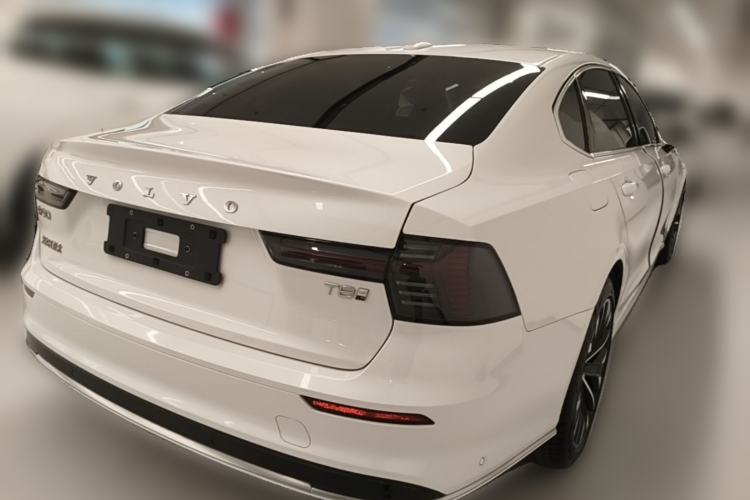 Used Volvo S90 New Energy 2026 Plug-in Hybrid Four-Wheel Drive Long-Range Luxury Smart Edition Rear Right 45 Deg