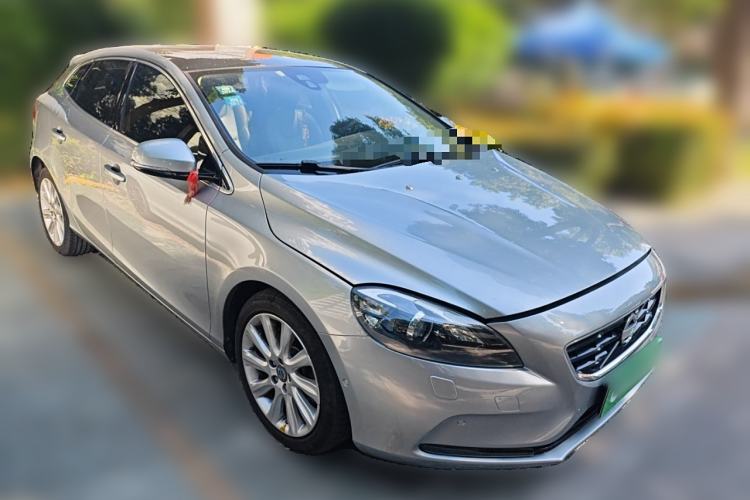 Used Volvo V40 2014 2.0T Zhiya Edition Exterior 2