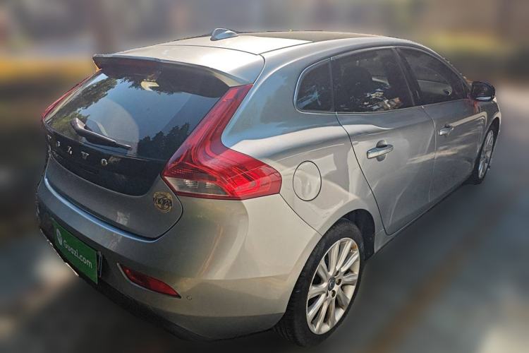 Used Volvo V40 2014 2.0T Zhiya Edition Exterior 5