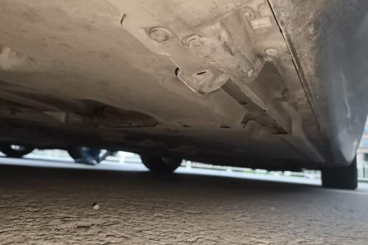 Used Volvo V40 2013 2.0T Zhiyi Edition Chassis Rear Right