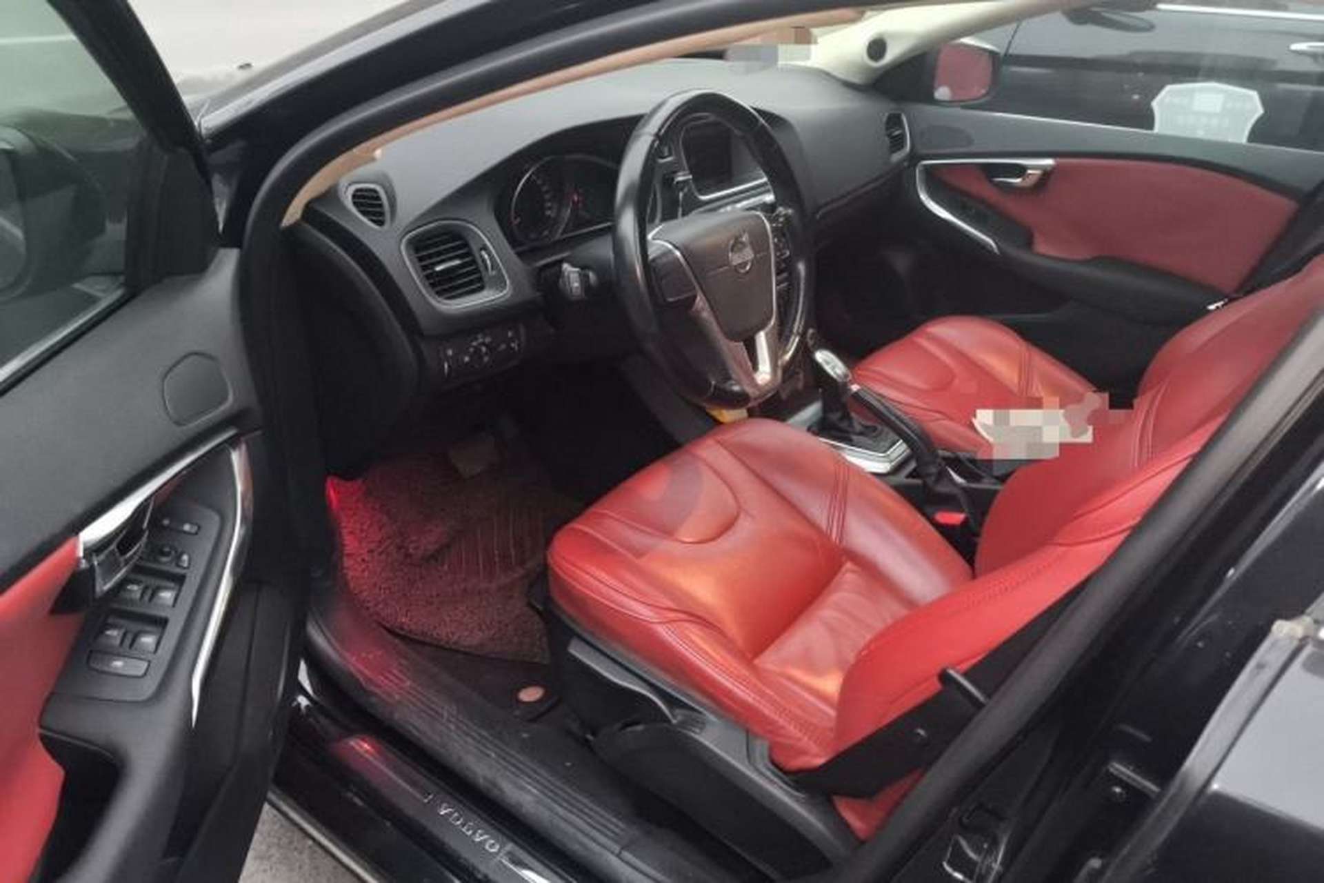 Used Volvo V40 2013 2.0T Zhiyi Edition Driver Seat