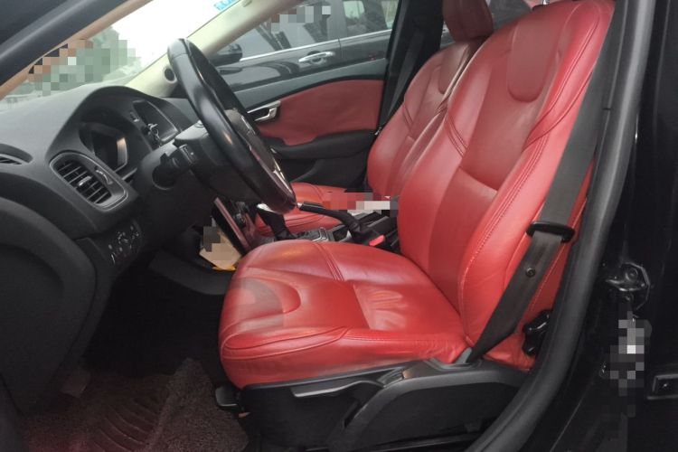 Used Volvo V40 2013 2.0T Zhiyi Edition Left Front Seat