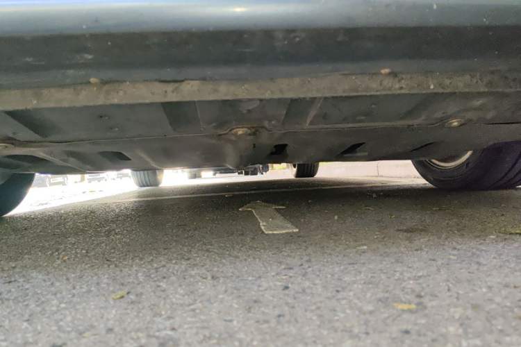Used Volvo V40 2013 2.0T Zhiya Edition Chassis Front
