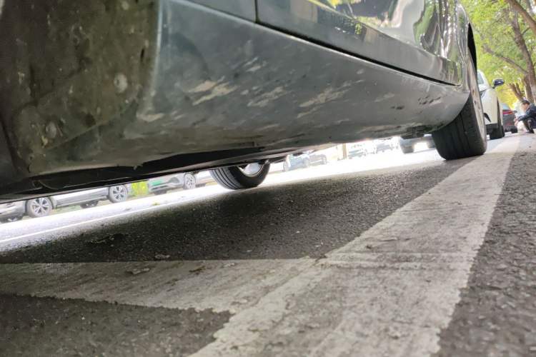 Used Volvo V40 2013 2.0T Zhiya Edition Chassis Front Left