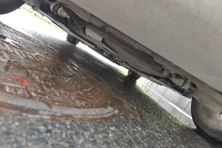 Used Volvo V40 2013 2.0T Zhiya Edition Chassis Rear
